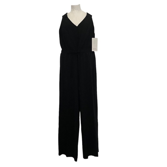 Athleta Savanah Jumpsuit, Black, Size 0 - Picture 4 of 7